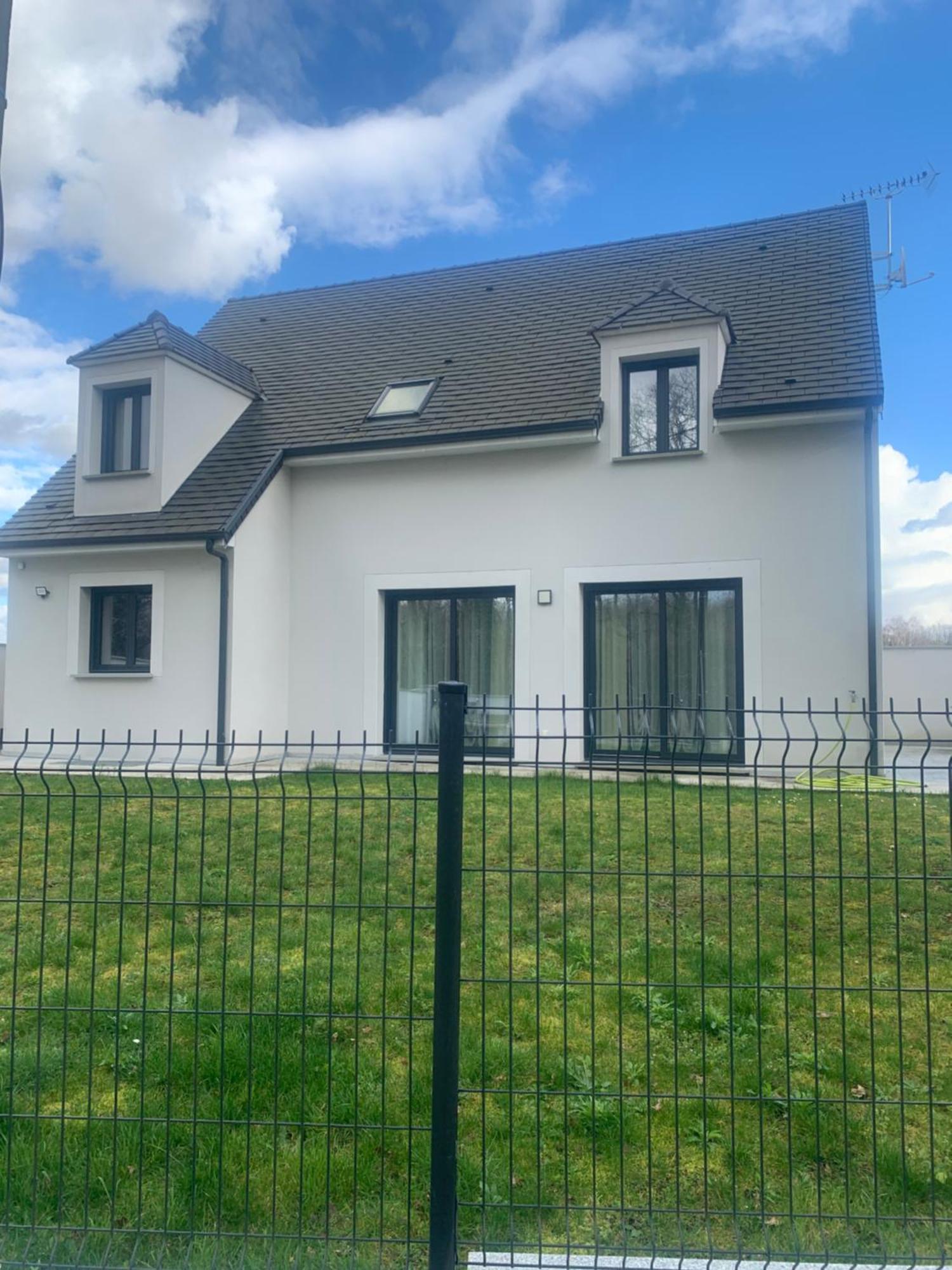 Maison Recente Tres Spacieuse Forges-les-Bains Zewnętrze zdjęcie